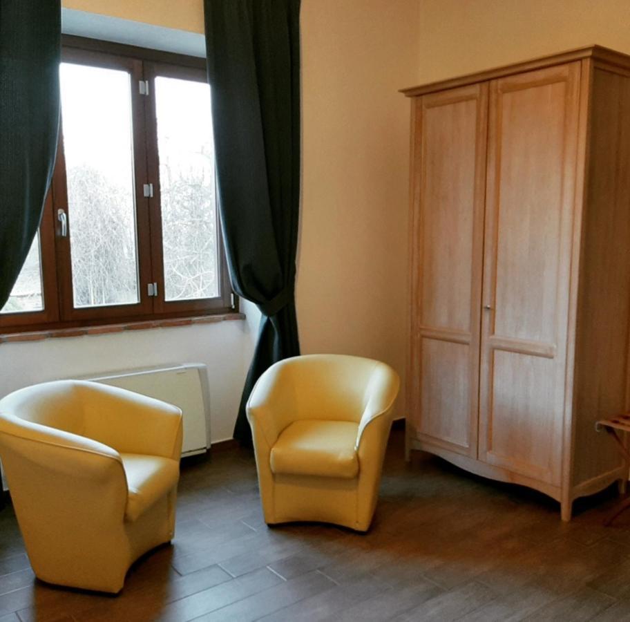 La Locanda Della Staffa Pombia Zewnętrze zdjęcie