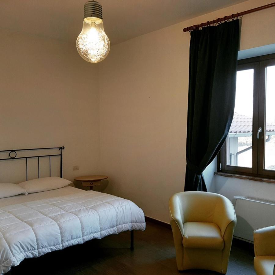 La Locanda Della Staffa Pombia Zewnętrze zdjęcie