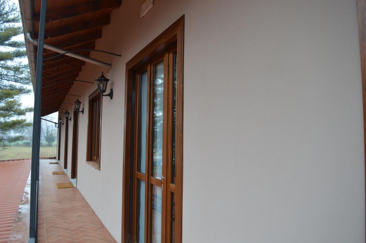 La Locanda Della Staffa Pombia Zewnętrze zdjęcie